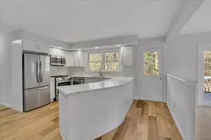 10 Victorian Woods Ln, South Windsor, CT 06074 - Photo 4