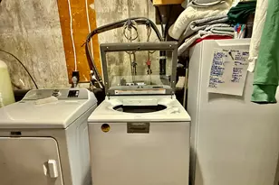 141 E High St, East Hampton, CT 06424 - Photo 16