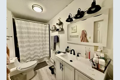 141 East High Street, East Hampton, CT 06424 - Photo 12