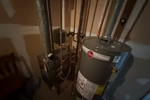 18 Ridgebury Dr, Trumbull, CT 06611 - Photo 16