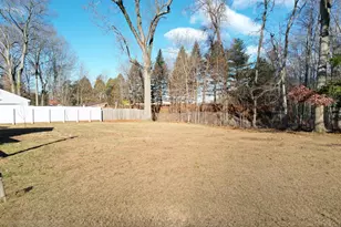 104 Robin Hill Rd, Meriden, CT 06450 - Photo 26