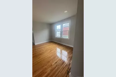 60 Arnold Street #2nd Floor, Hartford, CT 06106 - Photo 4