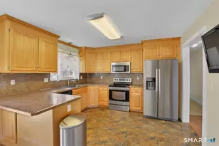 26 Old Willimantic Rd, Columbia, CT 06237 - Photo 10