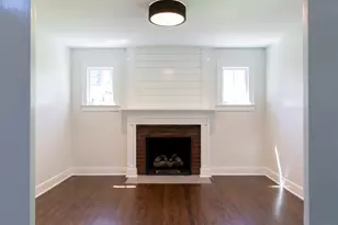 40 Strickland Rd, Greenwich, CT 06807 - Photo 12