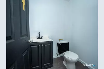 1840 Barnum Avenue, Bridgeport, CT 06610 - Photo 4