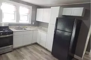 326 Wilmot Ave, Bridgeport, CT 06607 - Photo 2