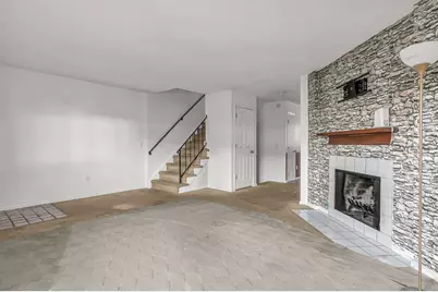 27 Crows Nest Lane #8F, Danbury, CT 06810 - Photo 4