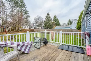 124 Bel-Aire Cir, Windsor Locks, CT 06096 - Photo 20