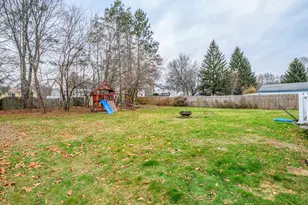 124 Bel-Aire Cir, Windsor Locks, CT 06096 - Photo 22