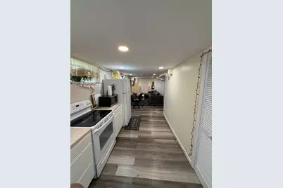 153 Overland Avenue, Bridgeport, CT 06606 - Photo 36