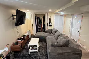 153 Overland Ave, Bridgeport, CT 06606 - Photo 32