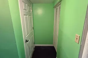 153 Overland Ave, Bridgeport, CT 06606 - Photo 30