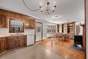 667 Upper Grassy Hill Rd, Woodbury, CT 06798 - Photo 4