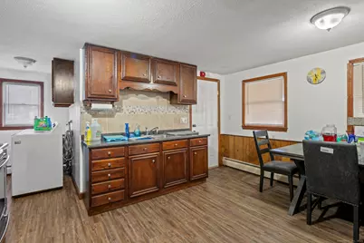 27 Andrews Street, New Britain, CT 06051 - Photo 22