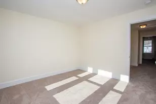 93 Hollister St, Manchester, CT 06042 - Photo 18