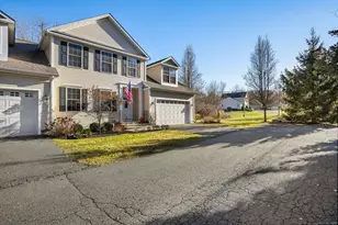 4 Bailey Blvd, Bethel, CT 06801 - Photo 2