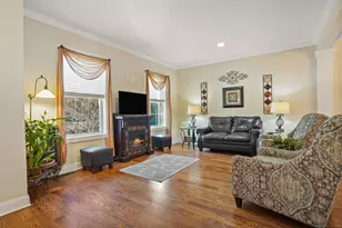 4 Bailey Blvd, Bethel, CT 06801 - Photo 4