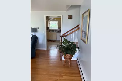 16 Michael Lane, Newington, CT 06111 - Photo 2