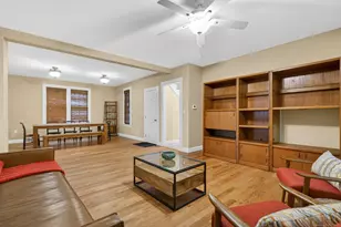 202 Laurel St, Hartford, CT 06105 - Photo 2