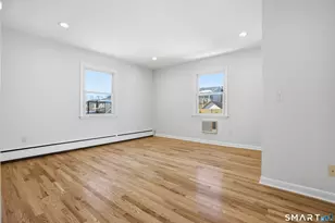 24 Congress St, Stamford, CT 06902 - Photo 16