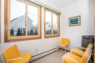 17 Mulberry Ct, Newington, CT 06111 - Photo 8