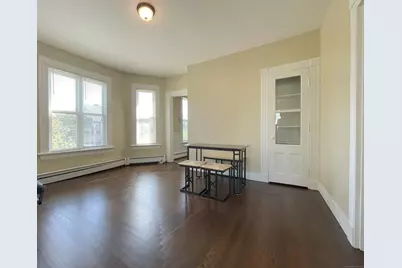 196 Blatchley Avenue #2, New Haven, CT 06513 - Photo 2