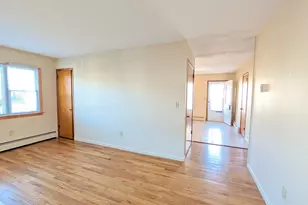 24 Hoyt St, Danbury, CT 06810 - Photo 12