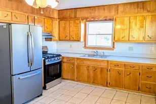 24 Hoyt St, Danbury, CT 06810 - Photo 6