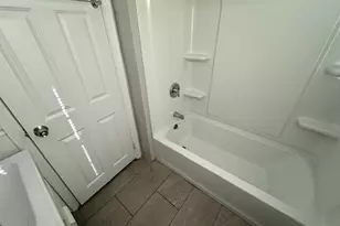 1160 Whitney Ave, Hamden, CT 06517 - Photo 10