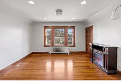 117 Whitney Street #3rd Fl, Hartford, CT 06105 - Photo 8