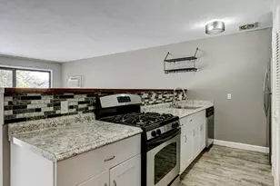 105 Florence Rd, Branford, CT 06405 - Photo 18