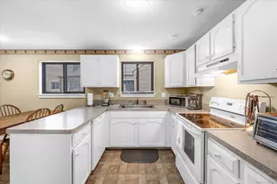 81 Hollister Way N, Glastonbury, CT 06033 - Photo 14