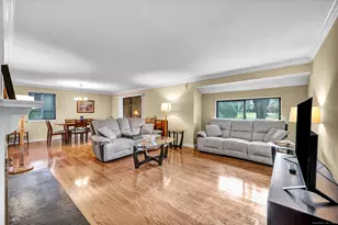 81 Hollister Way N, Glastonbury, CT 06033 - Photo 6
