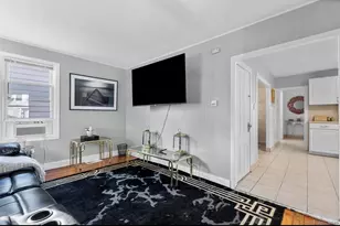 24 Botsford Ave, Milford, CT 06460 - Photo 2