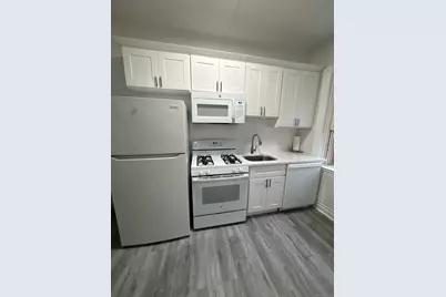 351 Greenwich Avenue #3, Greenwich, CT 06830 - Photo 2