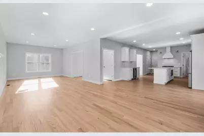 60 Hollister Drive, Avon, CT 06001 - Photo 10