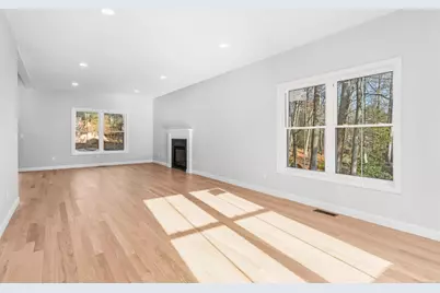 60 Hollister Drive, Avon, CT 06001 - Photo 8