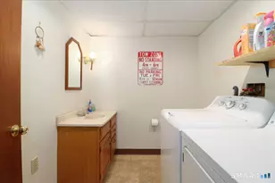 3 Pamela Dr, Wallingford, CT 06492 - Photo 20