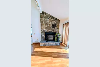 3 Contemporary Drive, Danbury, CT 06811 - Photo 22