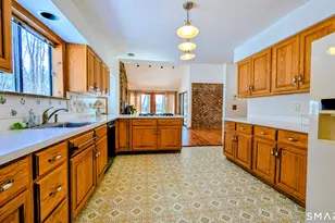 3 Contemporary Dr, Danbury, CT 06811 - Photo 20