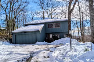 3 Contemporary Dr, Danbury, CT 06811 - Photo 1