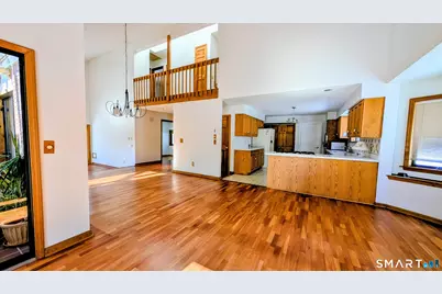 3 Contemporary Drive, Danbury, CT 06811 - Photo 18