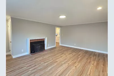 11 Fyler Drive, Windsor, CT 06095 - Photo 10