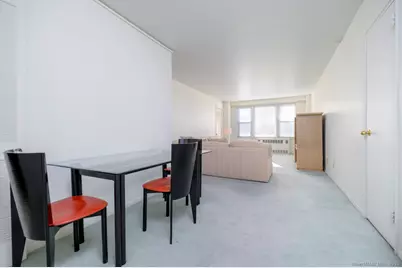 91 Strawberry Hill Avenue #APT 636, Stamford, CT 06902 - Photo 4
