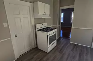 45 Frank St, New Haven, CT 06519 - Photo 4