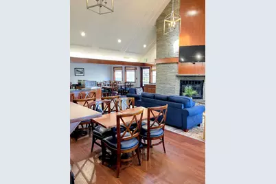 3 Longwharf Drive #123, New Haven, CT 06511 - Photo 1