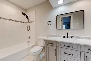 136 Pembroke Rd, Danbury, CT 06811 - Photo 30