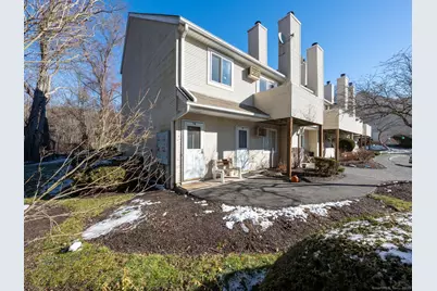 136 Pembroke Road #9-78, Danbury, CT 06811 - Photo 4