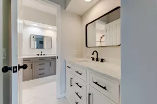 136 Pembroke Rd, Danbury, CT 06811 - Photo 26