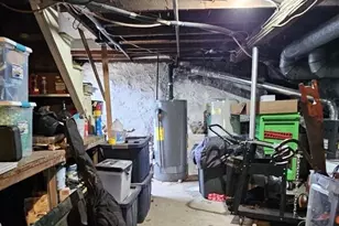 28 Tulip St, Bristol, CT 06010 - Photo 32